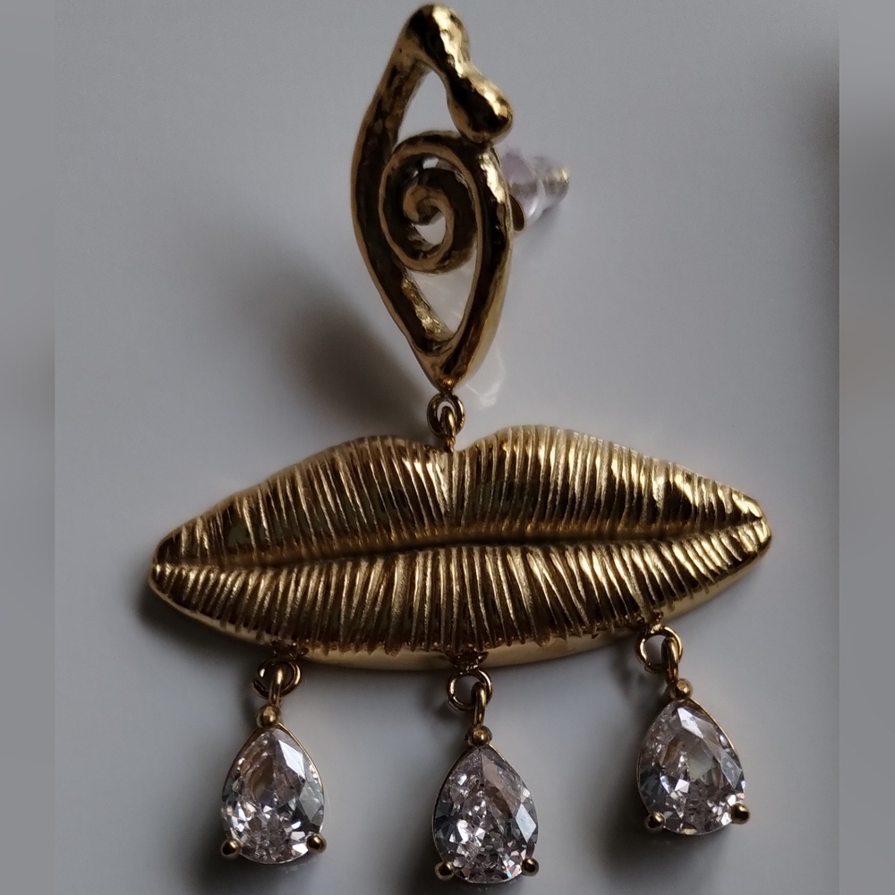 Vintage Style, drop earrings.